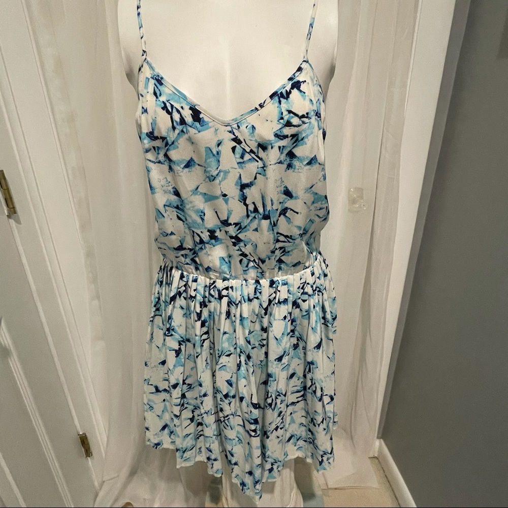 MADISON MARCUS WHITE/ BLUE SILK DRESS S/S.